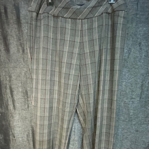 Investments pull on Pants slacks sz 12 Regular Plaid EUC - Picture 2 of 3